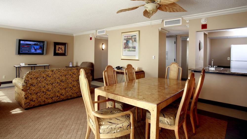 Отель Crowne Plaza Pensacola Grand Номер фото